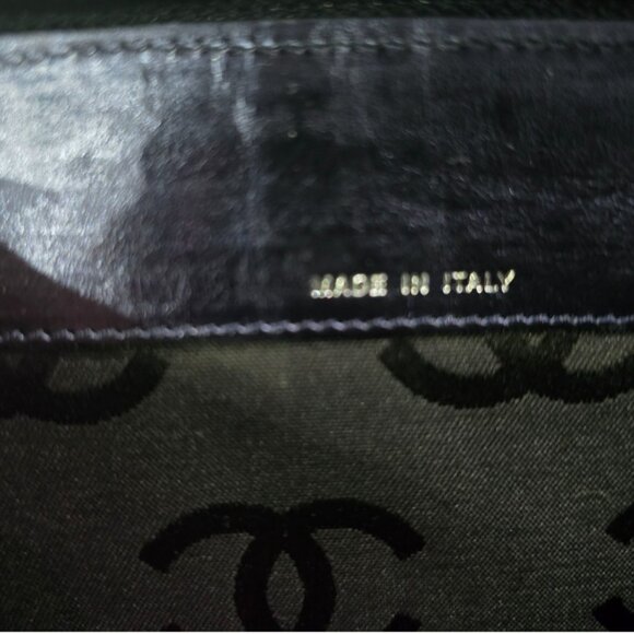 EUC Authentic ULTRA RARE Chanel Cambon Iridescent Blue Organizer Wallet - Picture 8 of 16